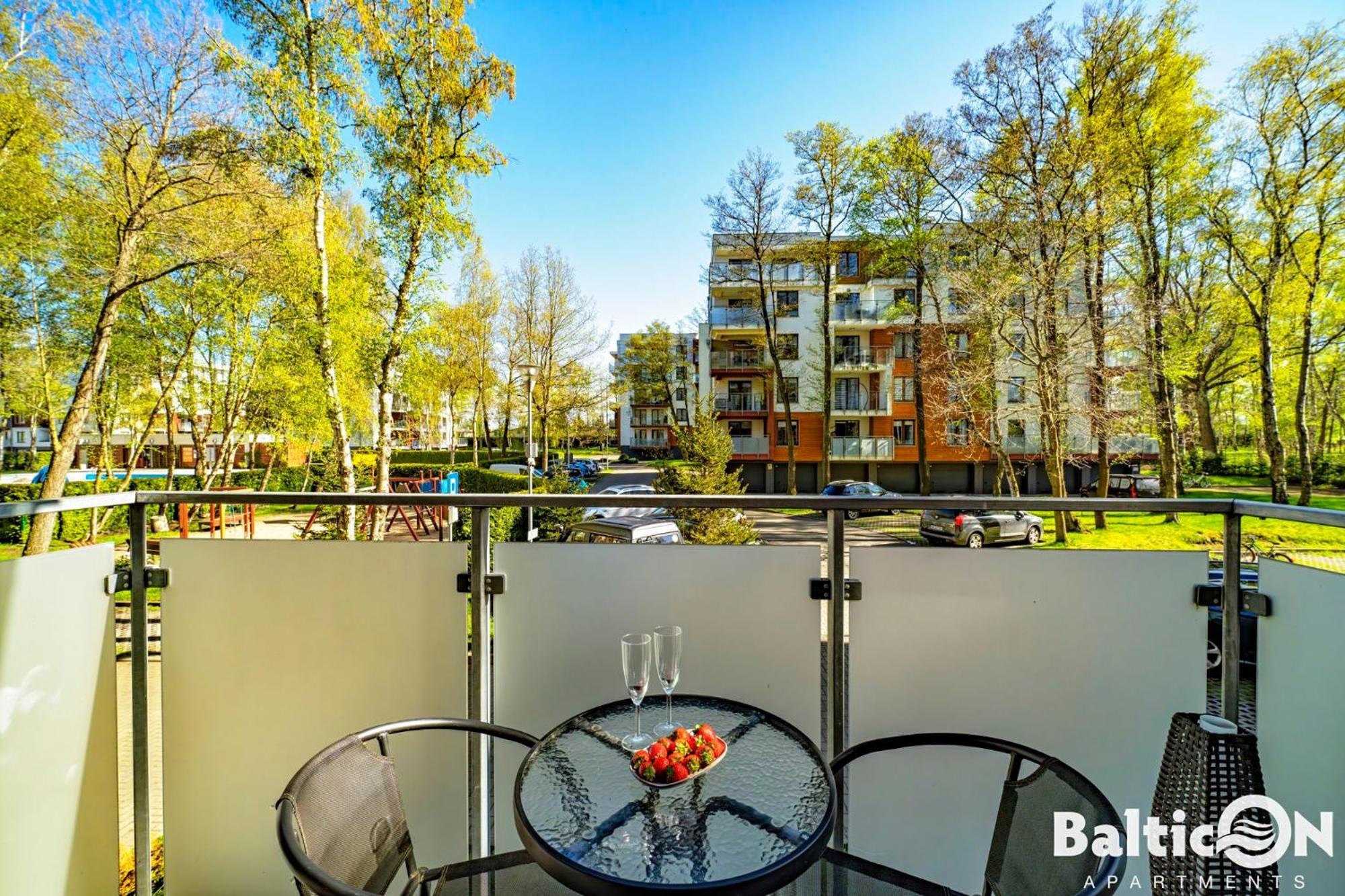 Apartamenty Balticon Polanki - Sauna, Fitness Inclusive - Basen Latem, Pool Im Sommer Kolobrzeg Bagian luar foto